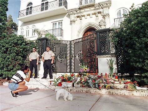 mord an versace|versace the mansion.